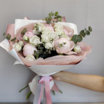 Моно букет #5 из кустовых роз «Наоми» от интернет-магазина «Я люблю цветы» в Троицке